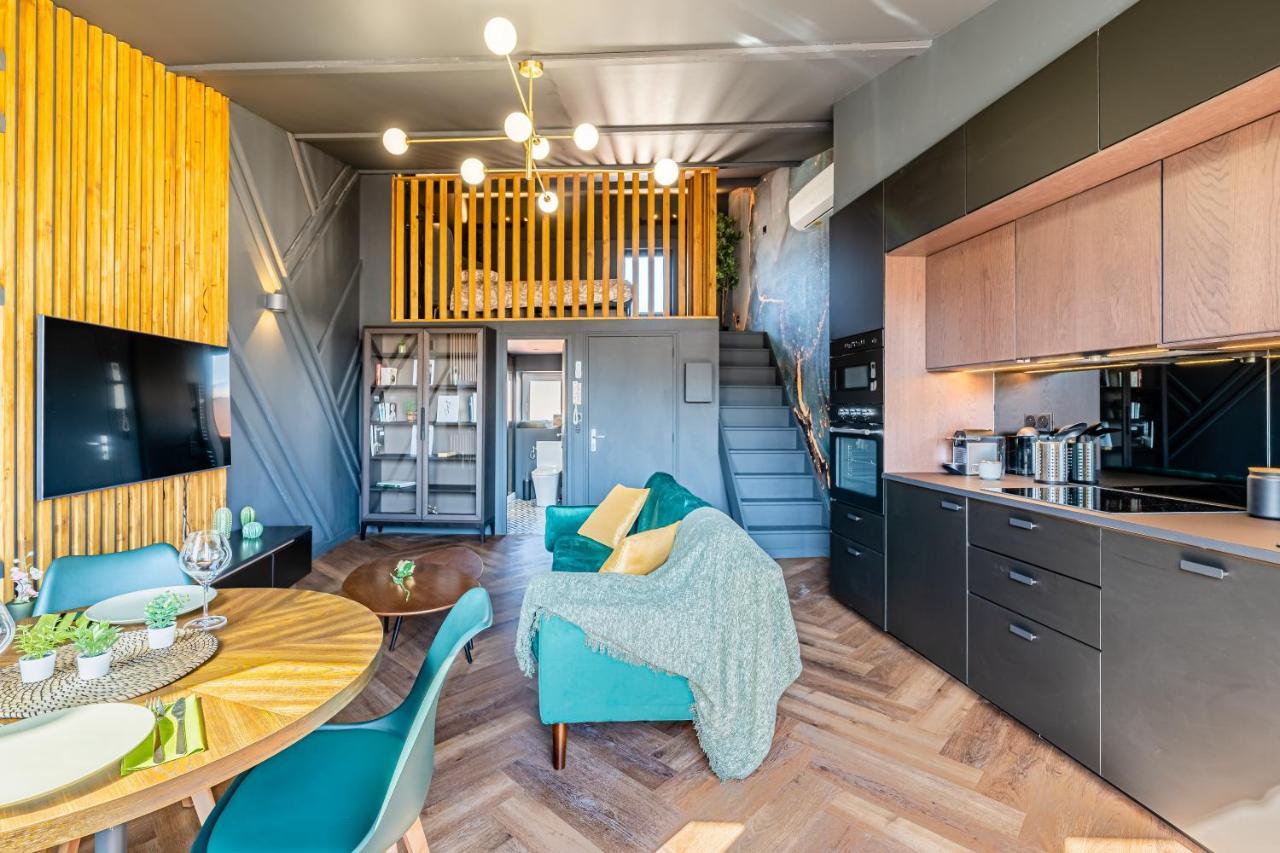 Apartment Loft En - Duplex Terrasse Coeur Historique Avec Vue Degagee & Parking Souterrain Offert