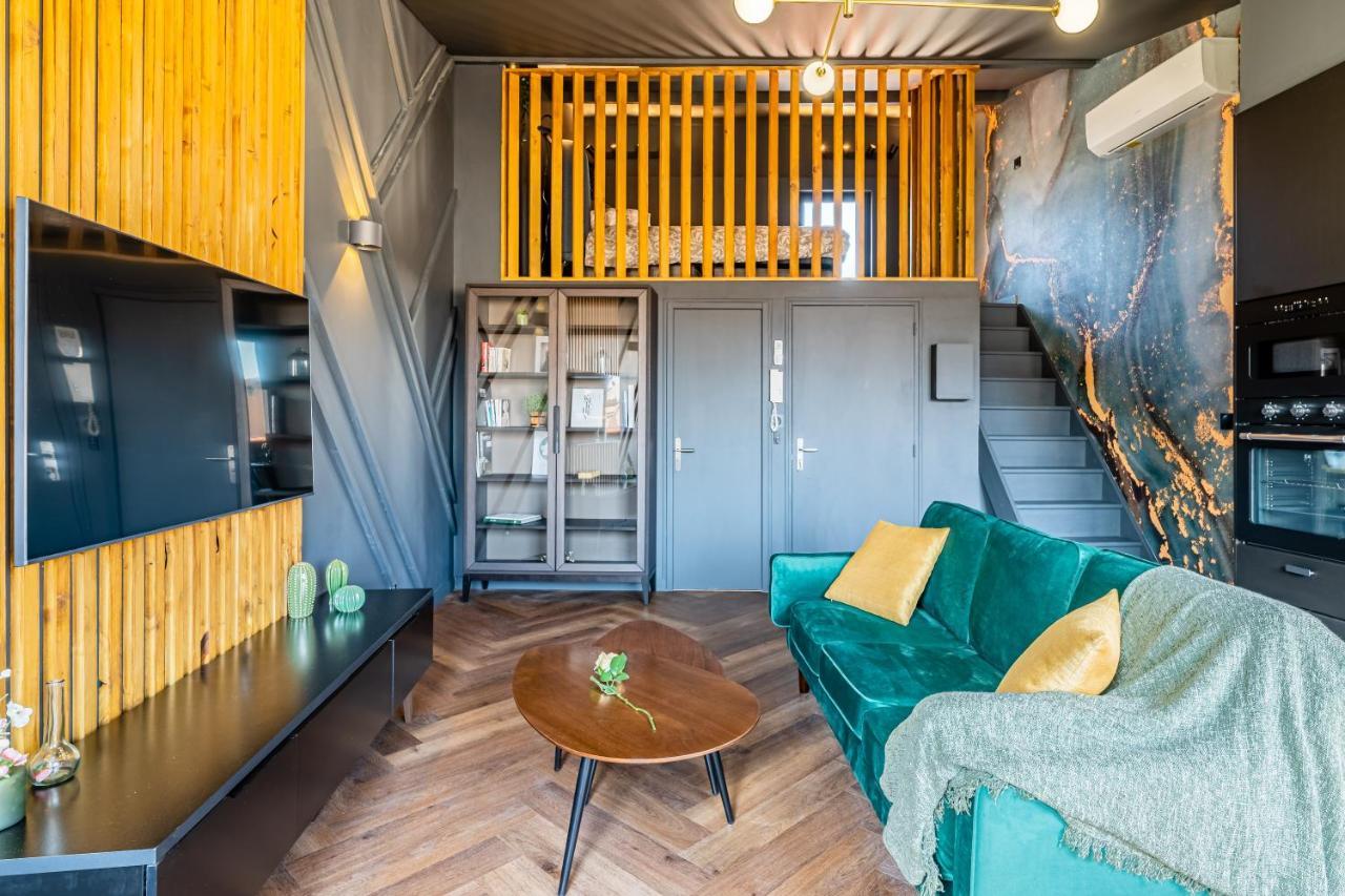 Apartment Loft En - Duplex Terrasse Coeur Historique Avec Vue Degagee & Parking Souterrain Offert La Ciotat