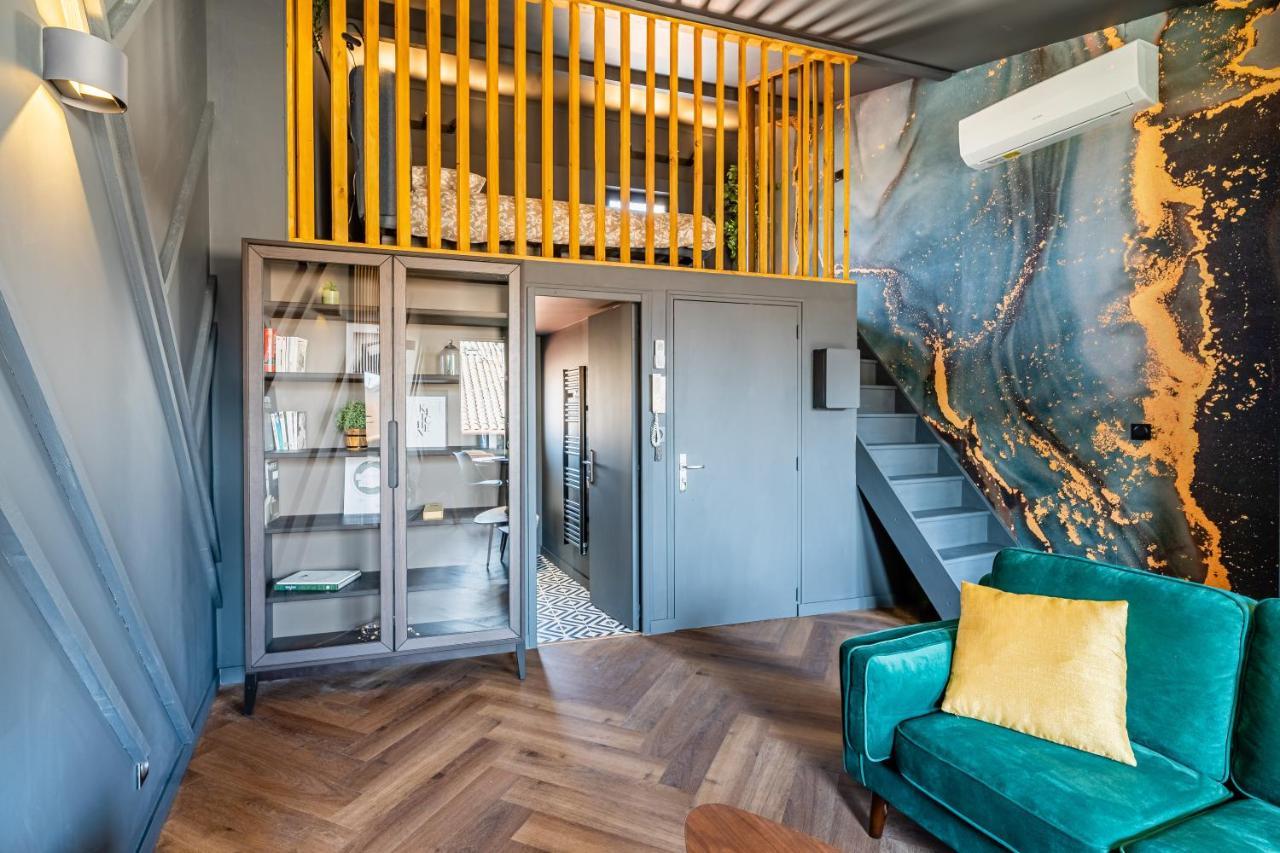 Loft En - Duplex Terrasse Coeur Historique Avec Vue Dégagée&parking Souterrain Offert La Ciotat